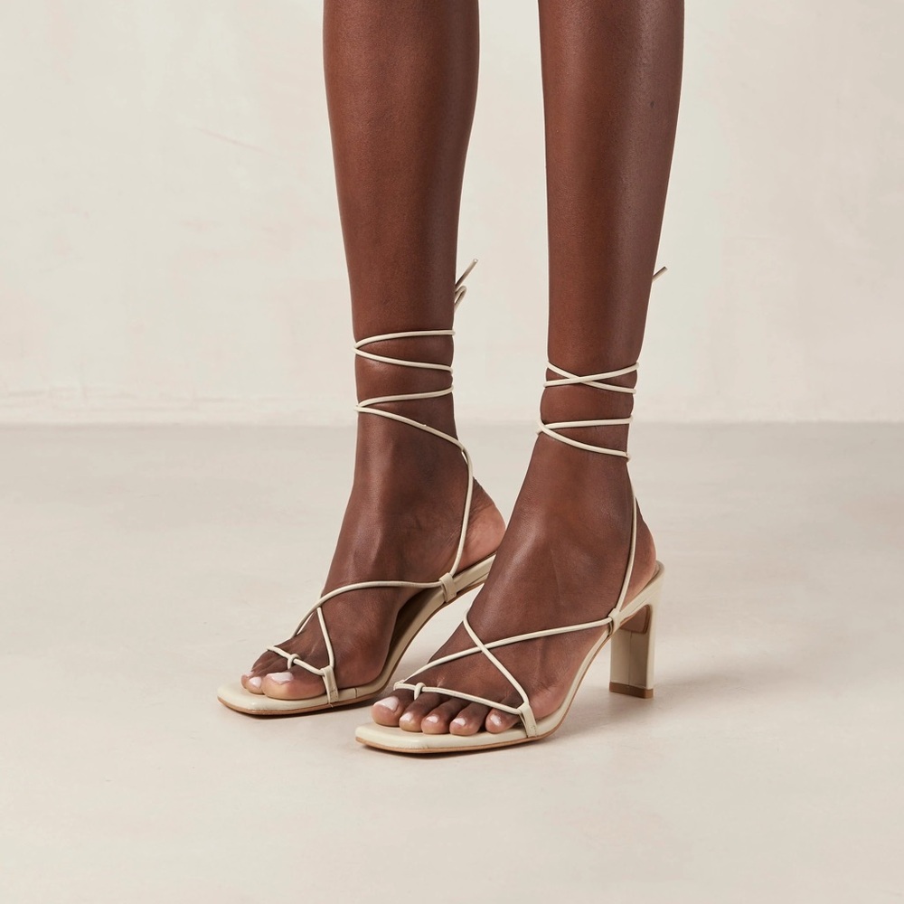Aloha Bellini Sandal size 37 NIB